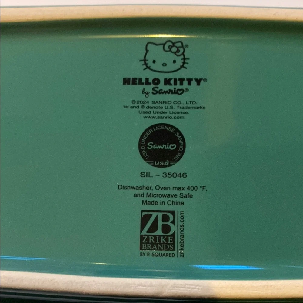 Hello Kitty Green Ceramic Baking Dish - Features design for the holiday …